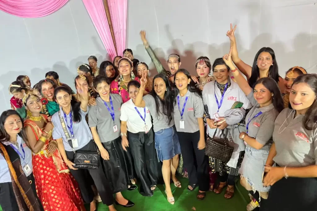 DOC-20190225-918171106623-1414820321@g.us-a74c0ef4-322f-49f3-af34-aab1d560ba1a.jpg (19)